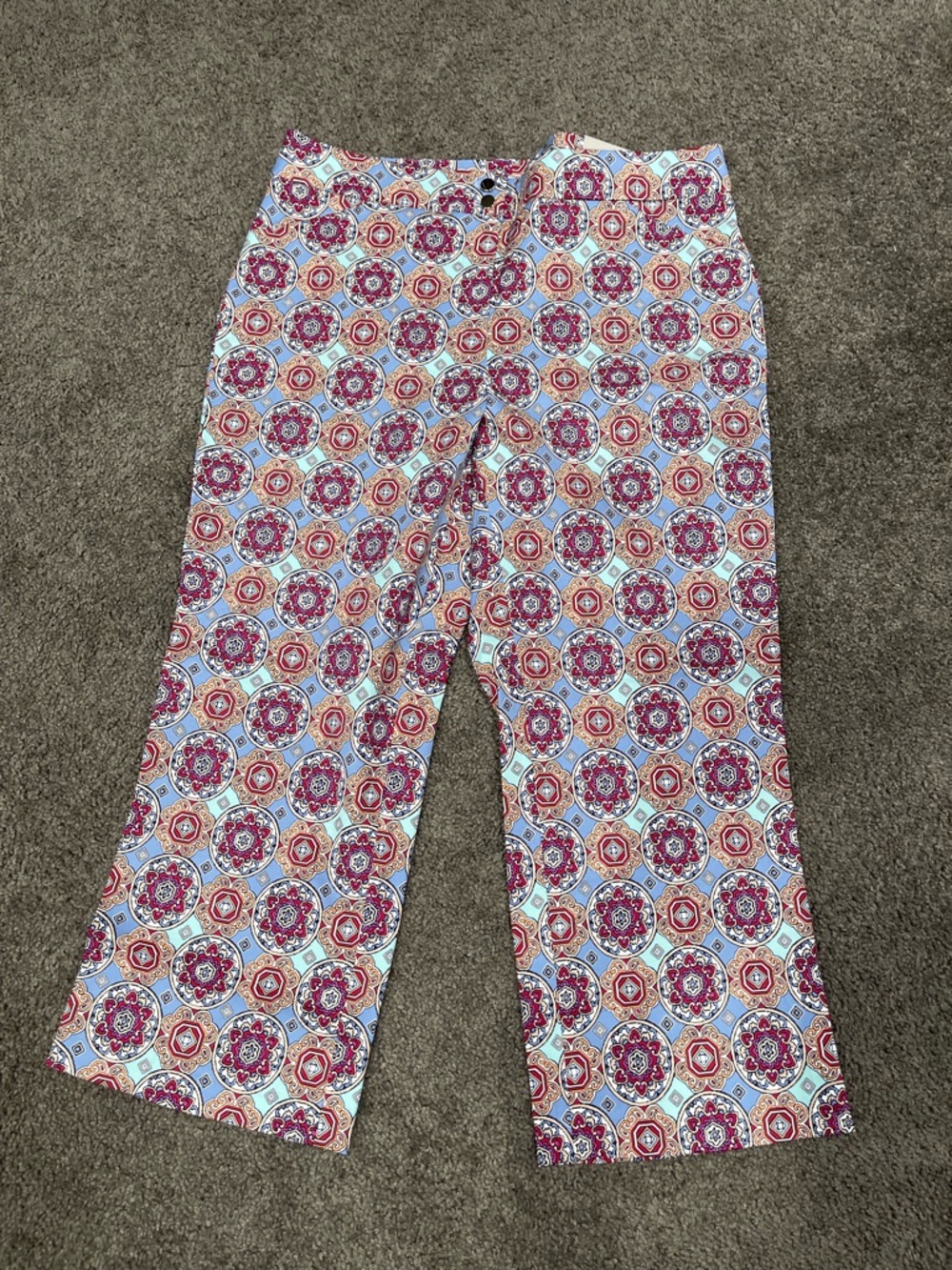 NWT Chico's Pink Multicolor Medallion Wide-Leg Capris